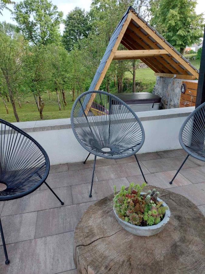 Apartman Hana Apartment Drežnik Grad Екстериор снимка