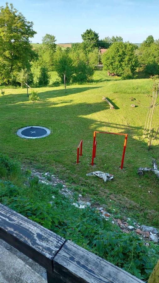 Apartman Hana Apartment Drežnik Grad Екстериор снимка